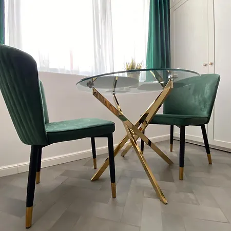 Apartment Eden