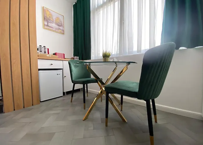 Eden ブカレスト